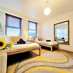King\'S Cross & Angel Area, 4 Bedrooms Home With 7 Beds & Private Rooftop - Walk To St Pancras International